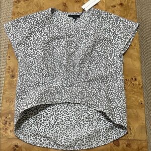Abbey Glass top NWT